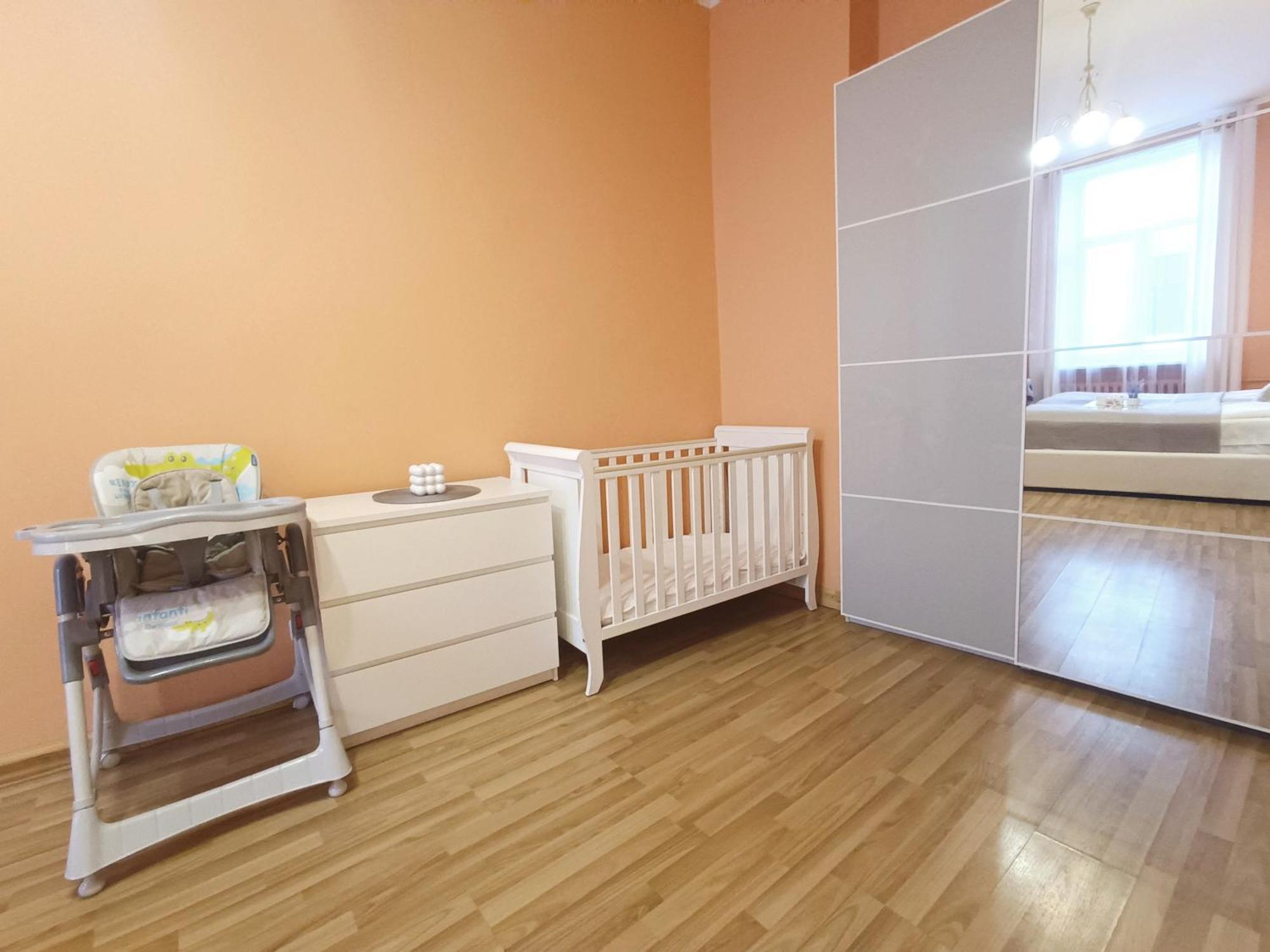 Spacious Old Town Family Peachy 2 Bedrooms Apartment, Nearby The Riga Presidential Castle Esterno foto
