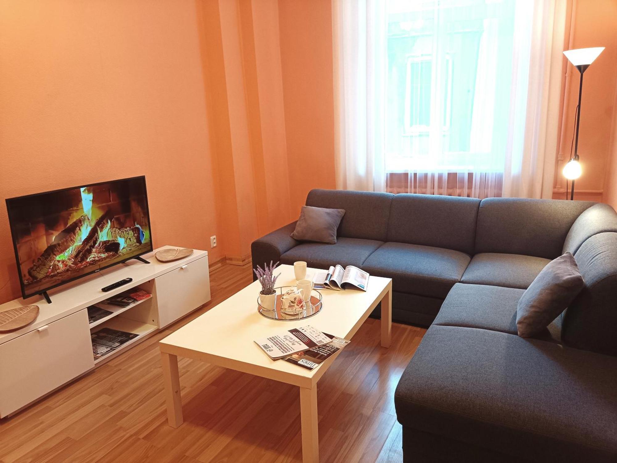 Spacious Old Town Family Peachy 2 Bedrooms Apartment, Nearby The Riga Presidential Castle Esterno foto